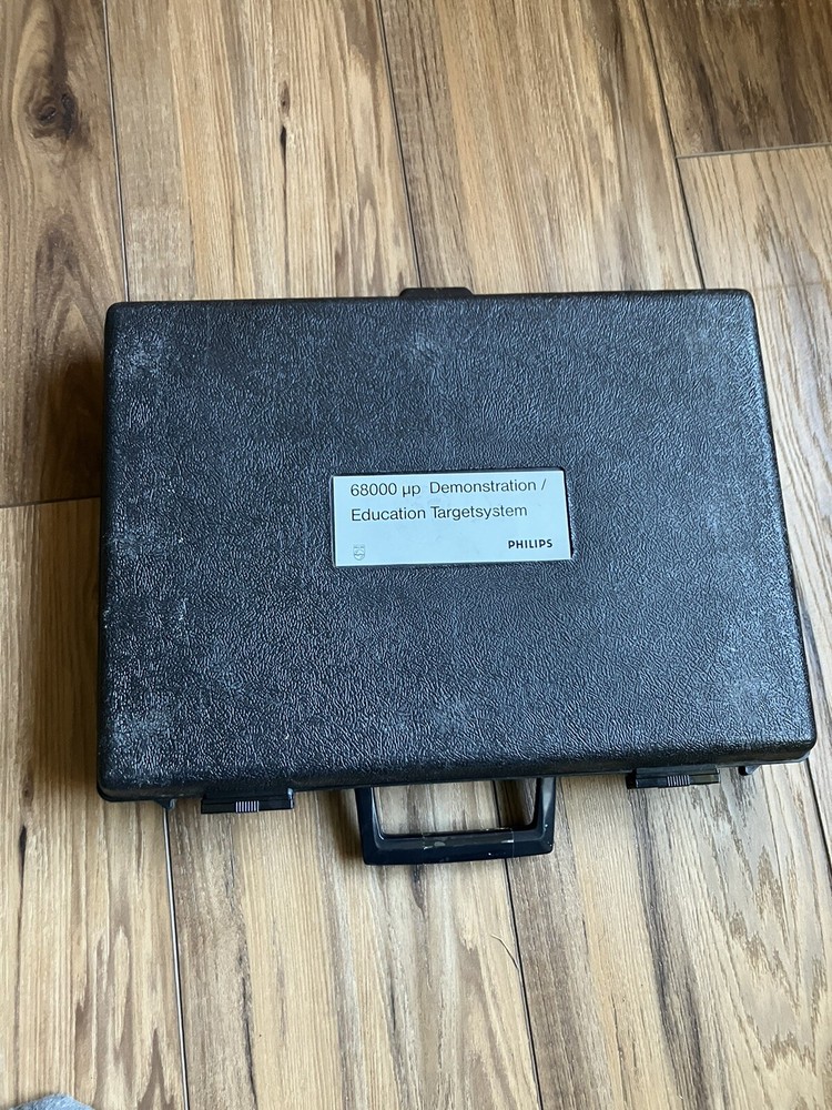 Philips 68000 Microprocessor Demo Education Kit  Vintage Computing Target System