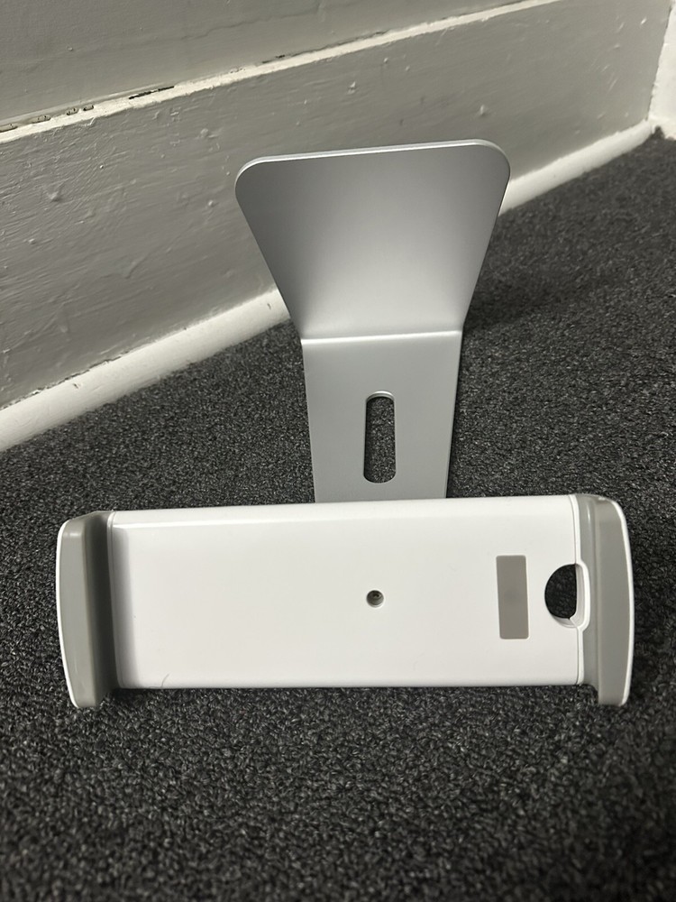 Abovetek tablet stand. (58)