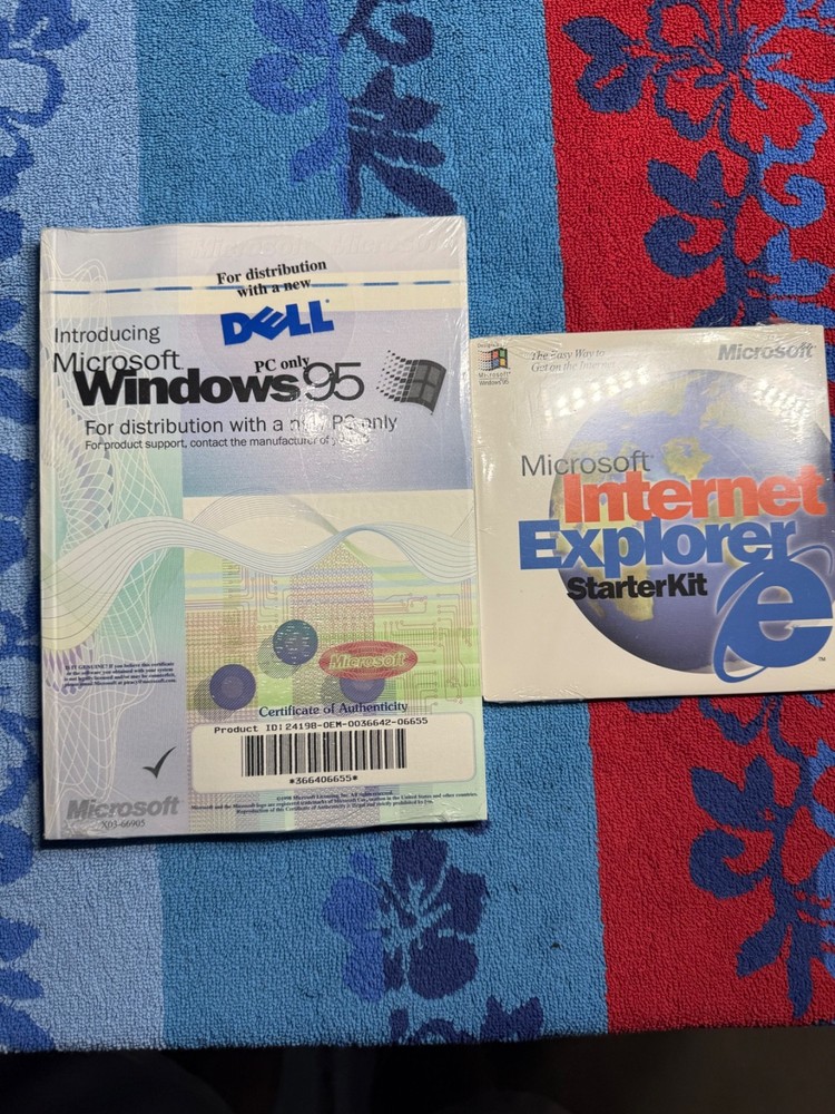 NEW Sealed Microsoft Windows 95 + Internet Explorer CD