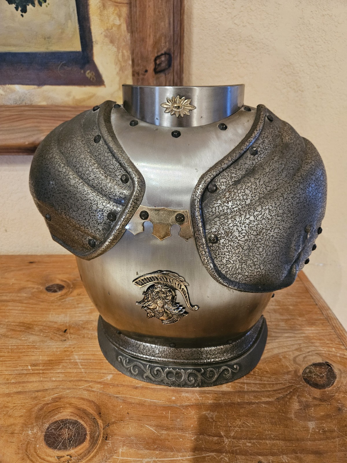 Mid Century Vintage Hidden Knight's Armor Bar Missing One Bottle Tag!