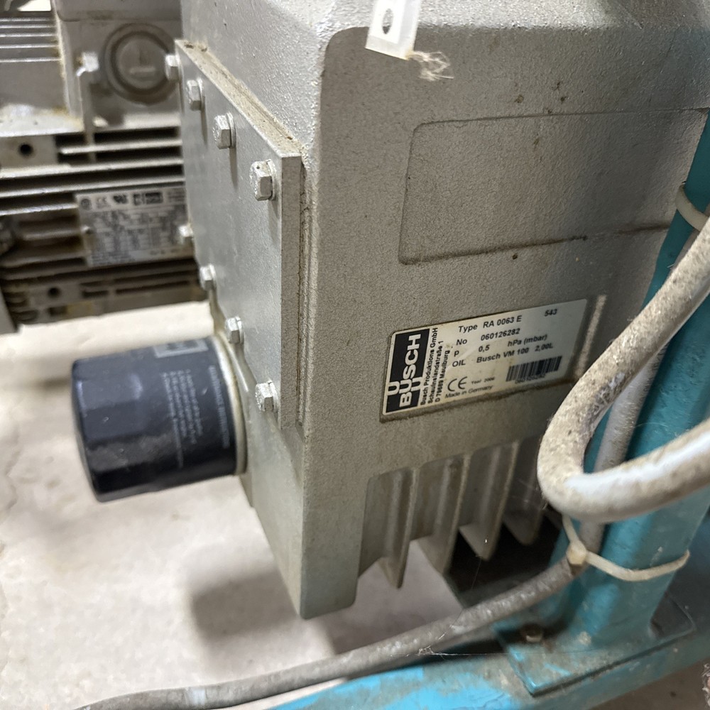 Busch, Inc. RA0063 E Rotary Vane Vacuum Pump