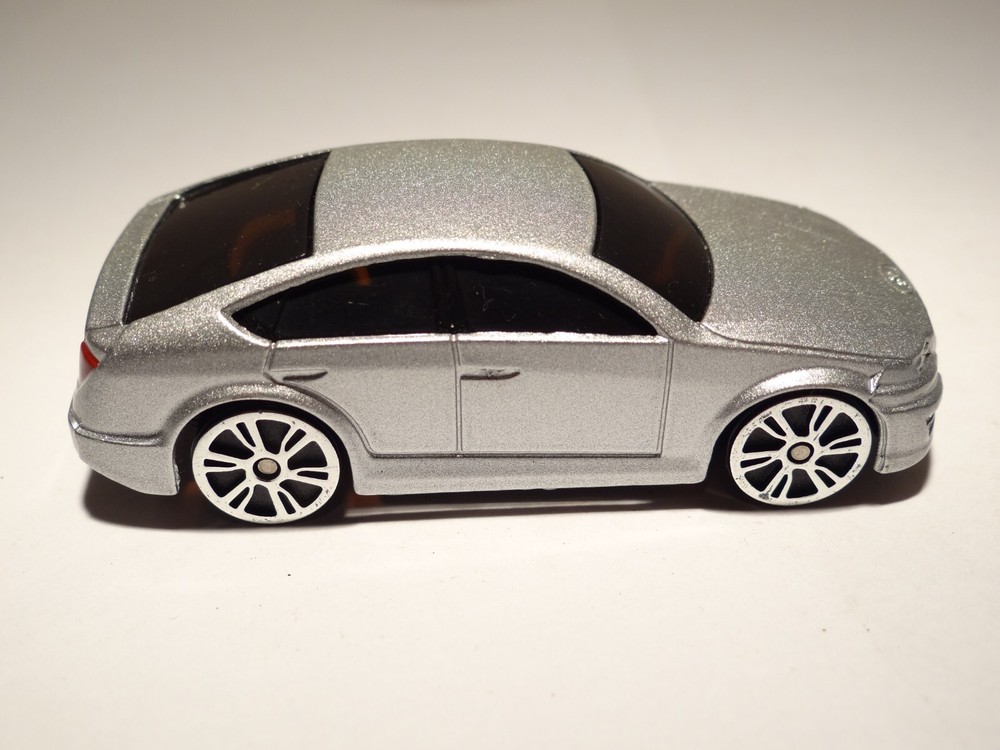 Motor Max Silver Toy Car