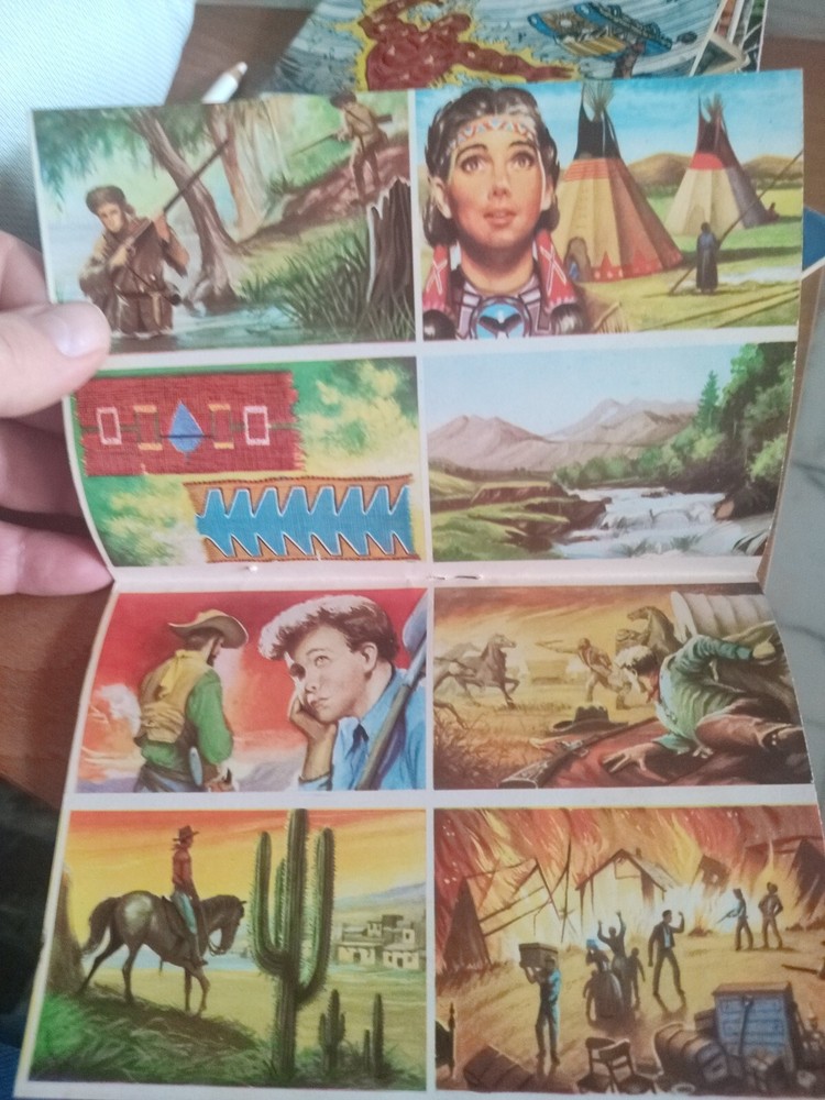 1962 Teepees N7 Comic With Figures