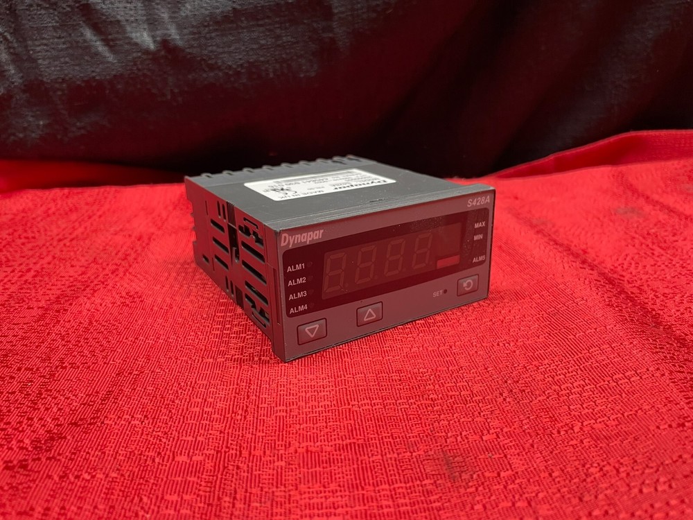 Dynapar S428A Intelligent Process Meter Relay 109319-0002