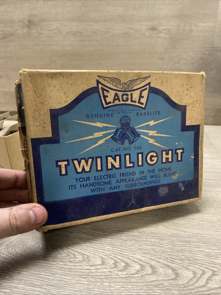 Antique Eagle Electric Twinlight Plugs Bakelite No 700 Full Case