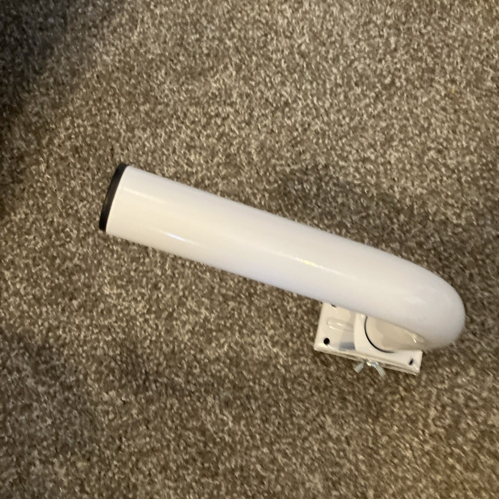 Universal Wireless Point Client CPE Mounting Bracket White Steel