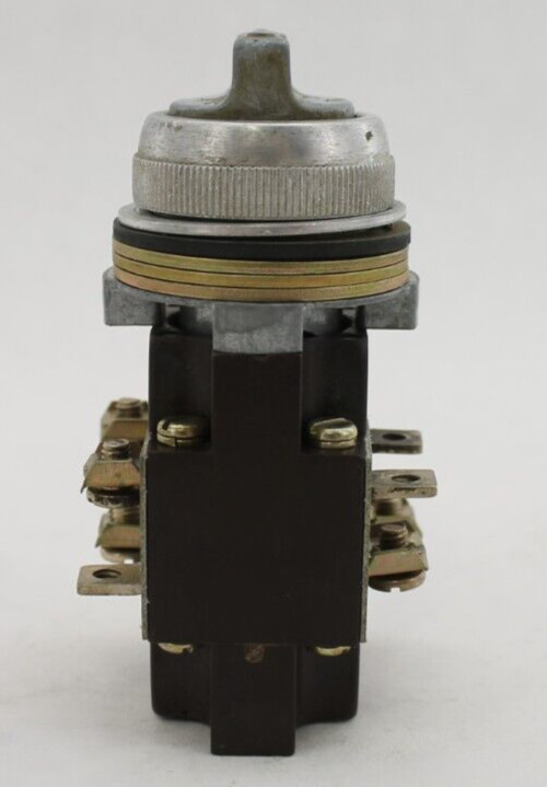 Sylvania 734G Contact Block with Selector Switch