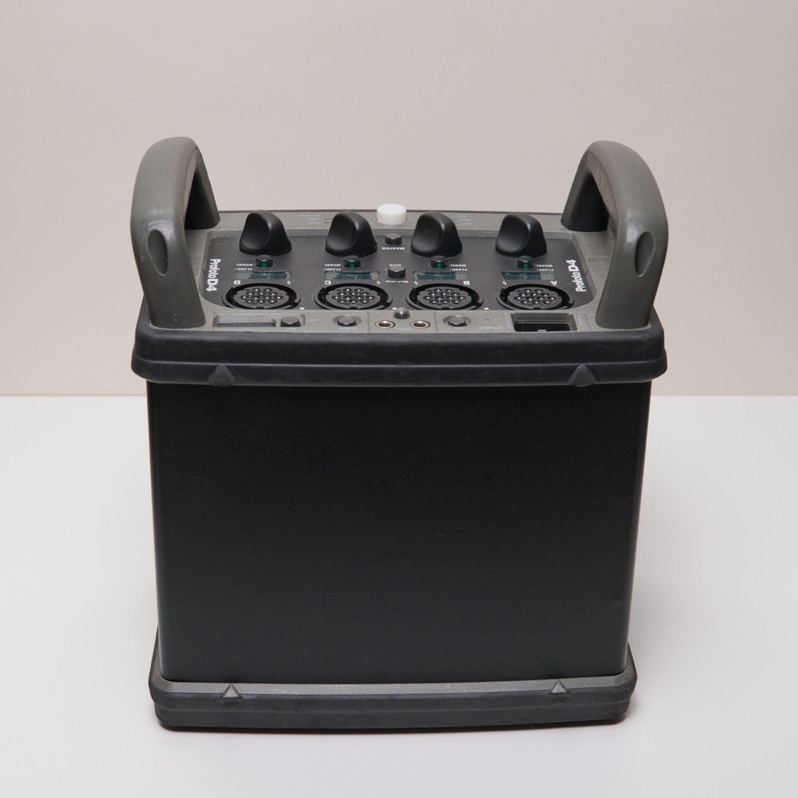 Profoto D4 air 2400 Watt/Second Power Pack. *Not firing - for parts only!