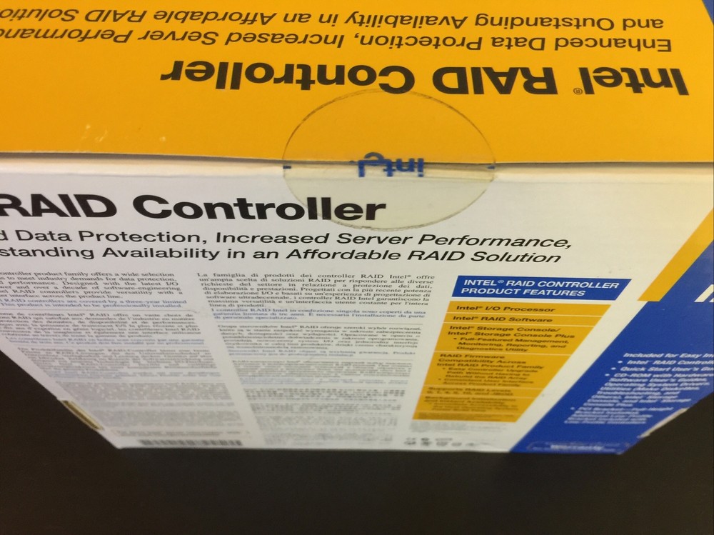 Intel Raid Controller IIRNOCHXX PC: SRCZCR -NEW-FREE SHIPPING