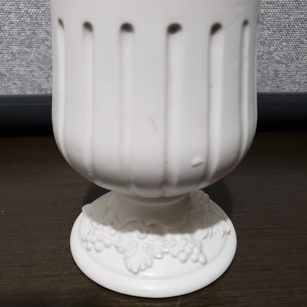 White/off White Footed Vase Embossed Grape E-3129