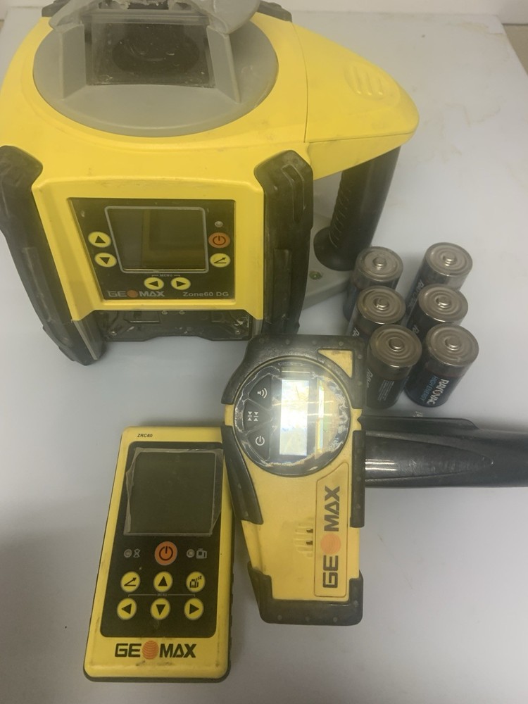 Geomax Zone60 DG Dual Laser/Receiver And Case “Read Description”