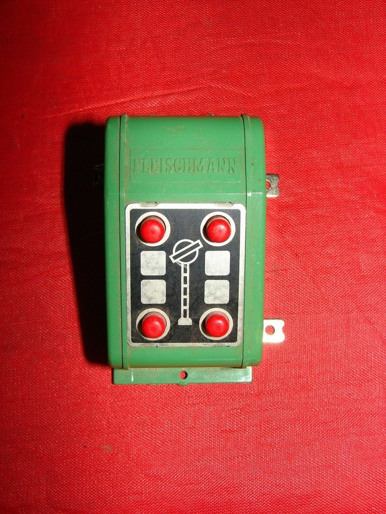 FLEISCHMANN HO N 6922 ELECTRIC TRAIN WAGON STALL BOX