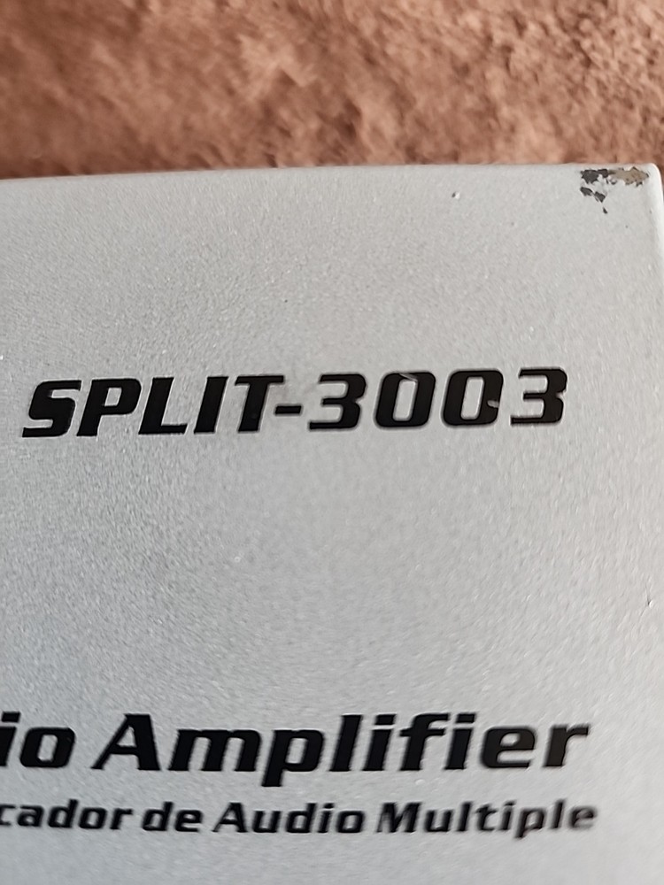 Audiopipe, Split -3003. MULTI AUDIO AMPLIFIER SPLITTER.