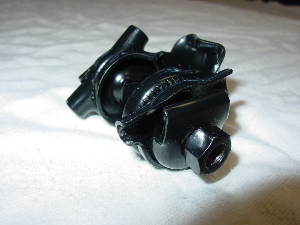 SEAT TILT MOUNT NEW