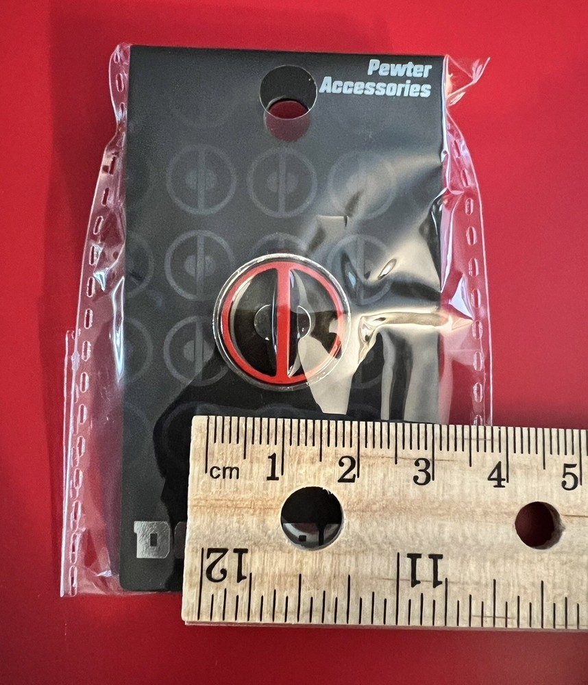 Deadpool Logo Colored Pewter Lapel Pin 2cm New