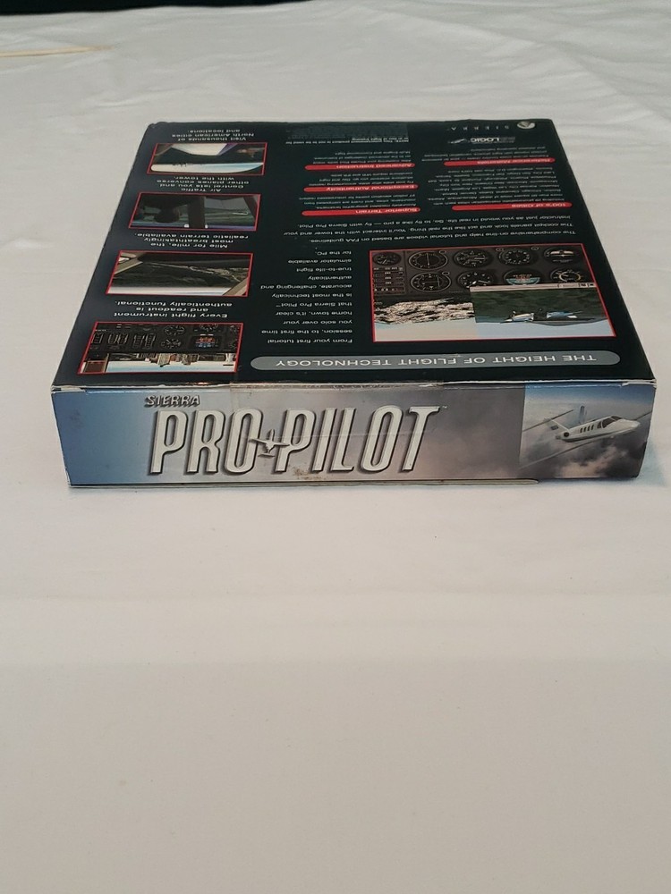 Sierra Pro Pilot Flight Simulator Windows CD PC Game W/ Strategy Guide 1997 NIP