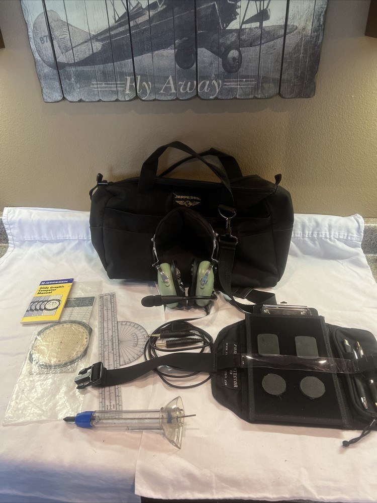 DAVID CLARK H10-13.4 STUDENT PILOT HEADSET KNEEBOARD BAG E6B FUEL SAMPLER WWSHIP