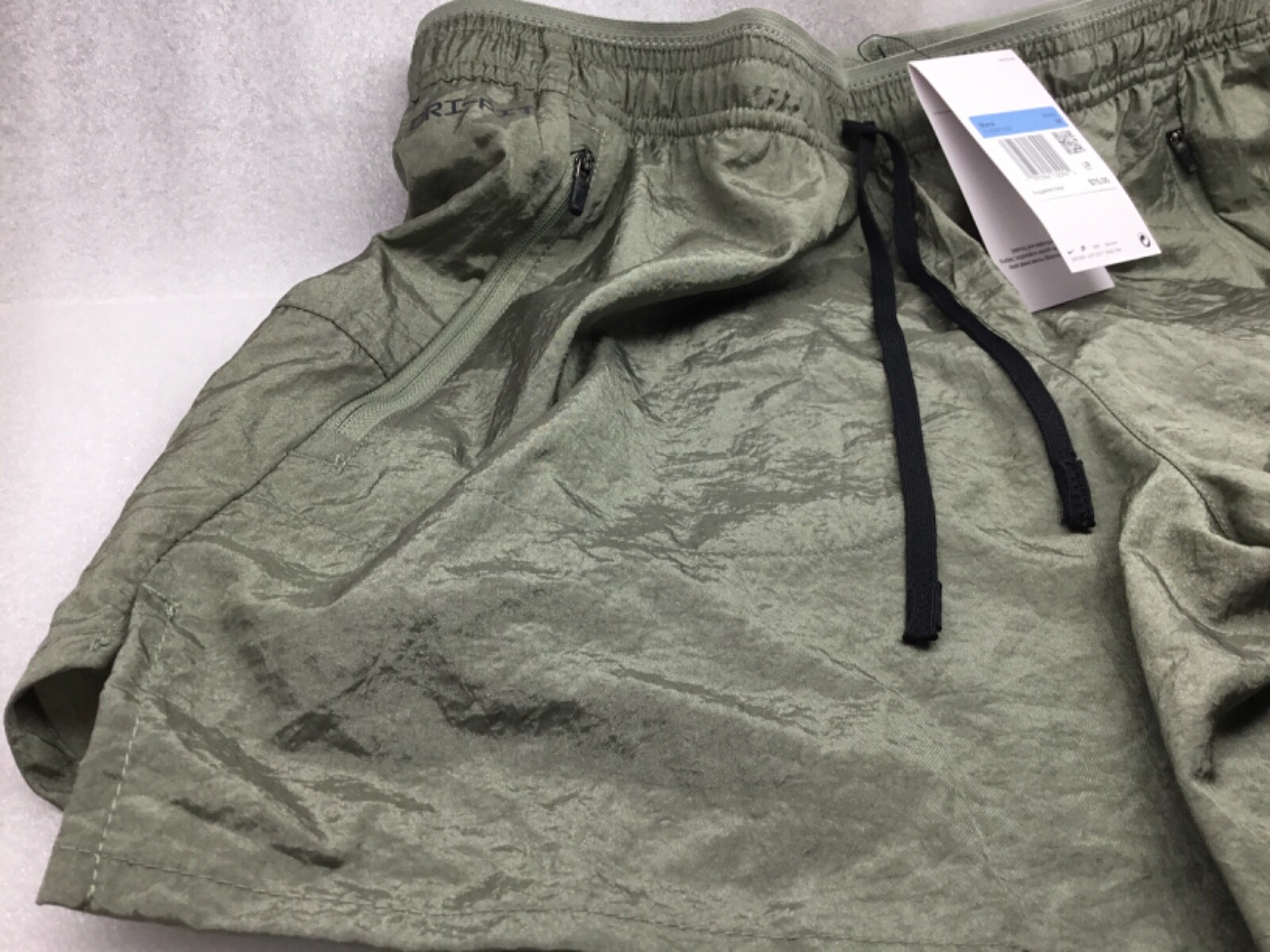 NEW MENS SIZE M NIKE STRIDE RUNNING DIVISION 5" Dri-FIT SHORTS FN3391-053