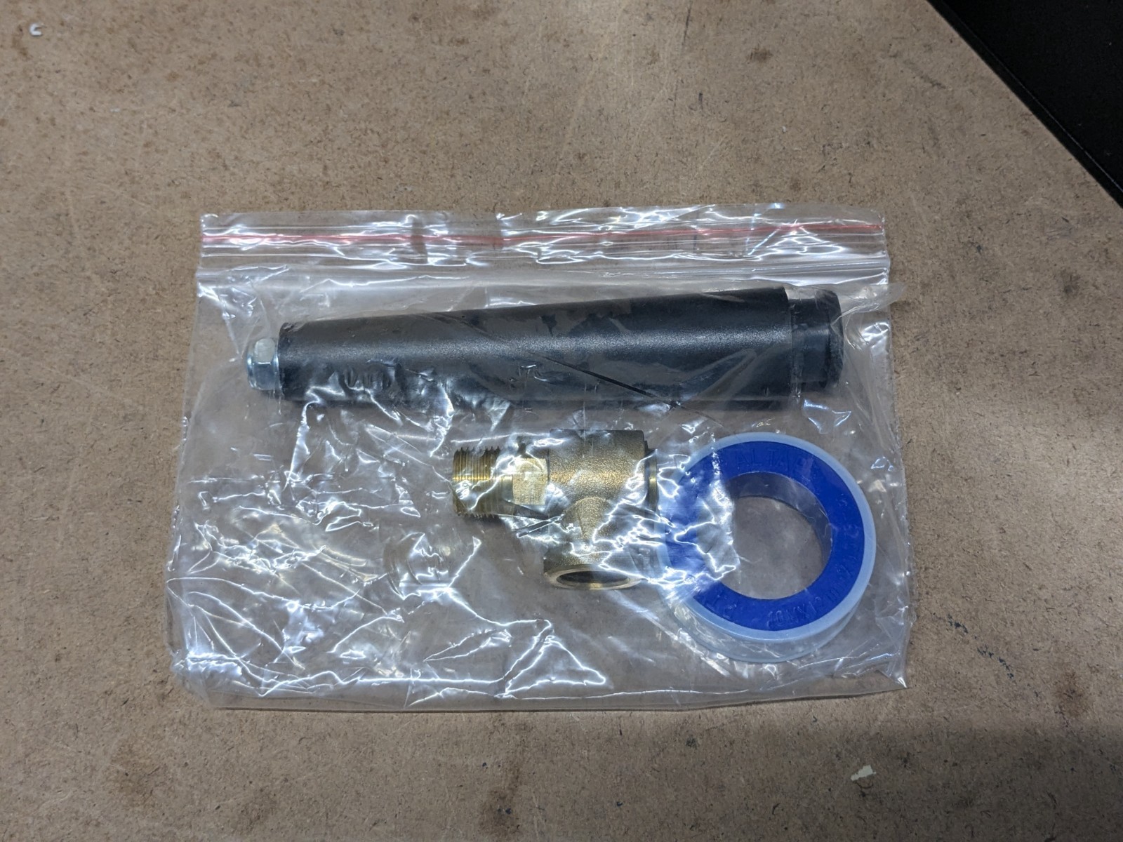 ReelCraft Manual Hand Crank Hose Reel 3/8 In. x 100 Ft. Capacity CU6100LN