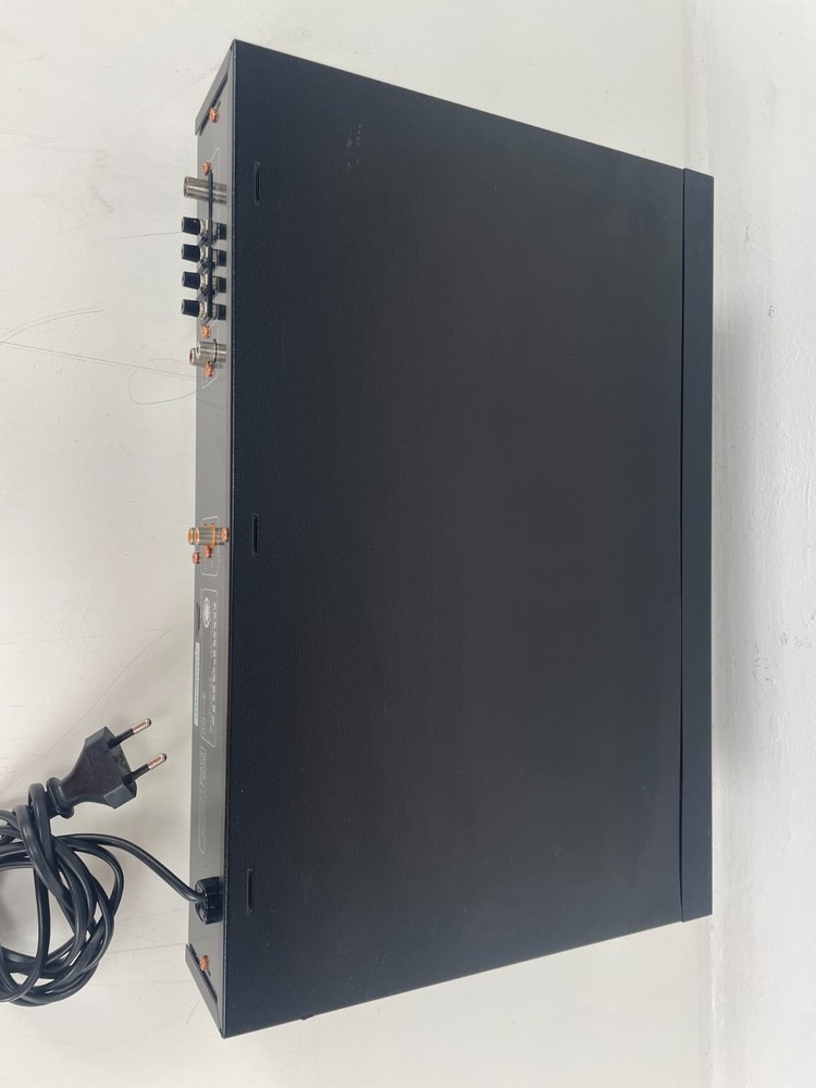 Marantz ST-40L Stereo Tuner