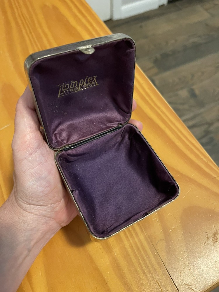 VTG Twinplex Safety Razor Stropper Sharpener CHROME Case Circa 1920 CASE ONLY