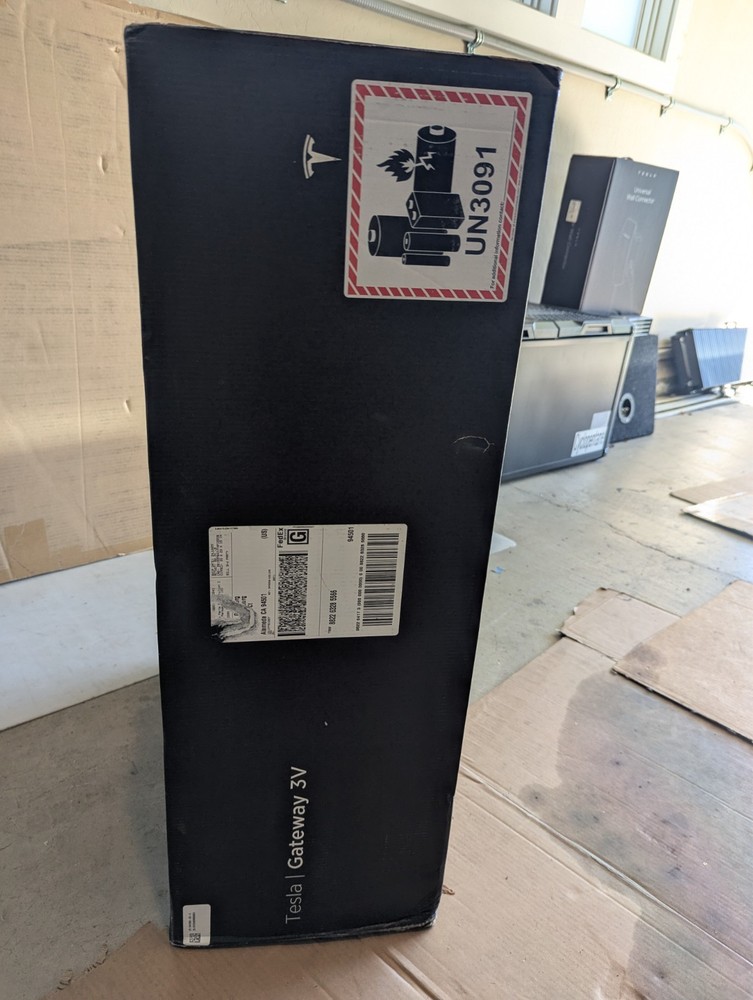 New Tesla Gateway 3V Unopened Box
