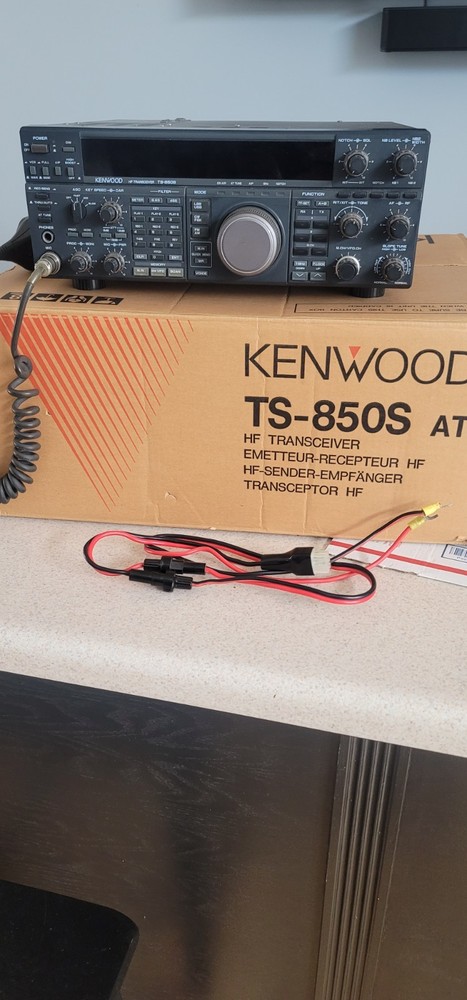 KENWOOD  TS 850S HF TRANSCEIVER