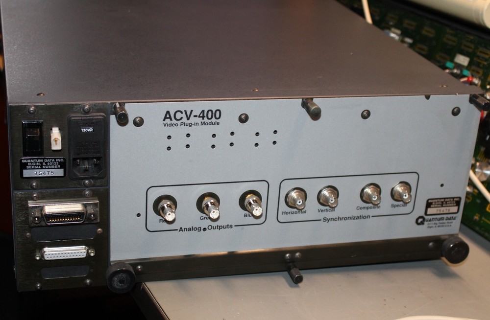 Quantum Data 8701 Imager FOX advanced test pattern generator + ACV-400 Plug-in