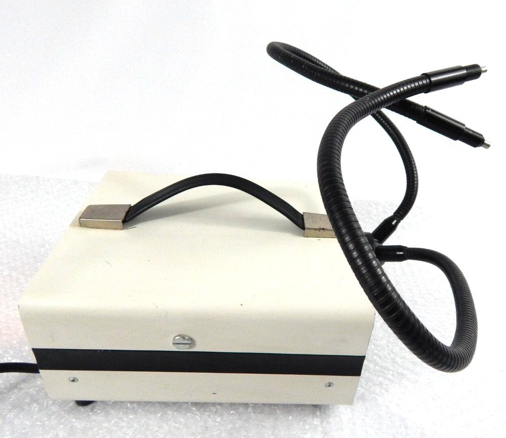 V-LUX 1000 LIGHT SOURCE W/ 2 FIBER OPTIC LIGHTS