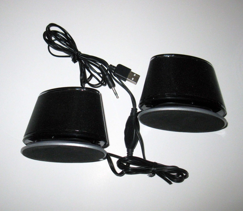 AmazonBasics USB Powered Computer Speakers with Dynamic Sound V620Black TESTED