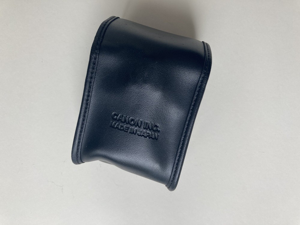 Canon Speedlite Transmitter ST-E2 with Case