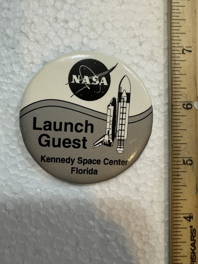 NASA Space shuttle LAUNCH GUEST BUTTON - Grey