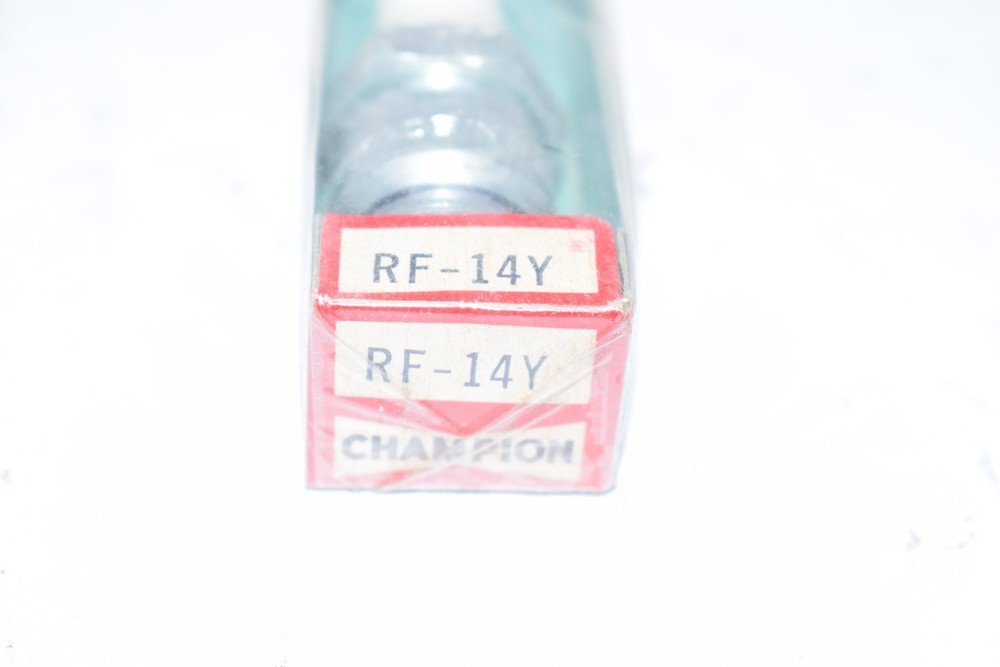 NEW Champion RF-14Y Spark Plug