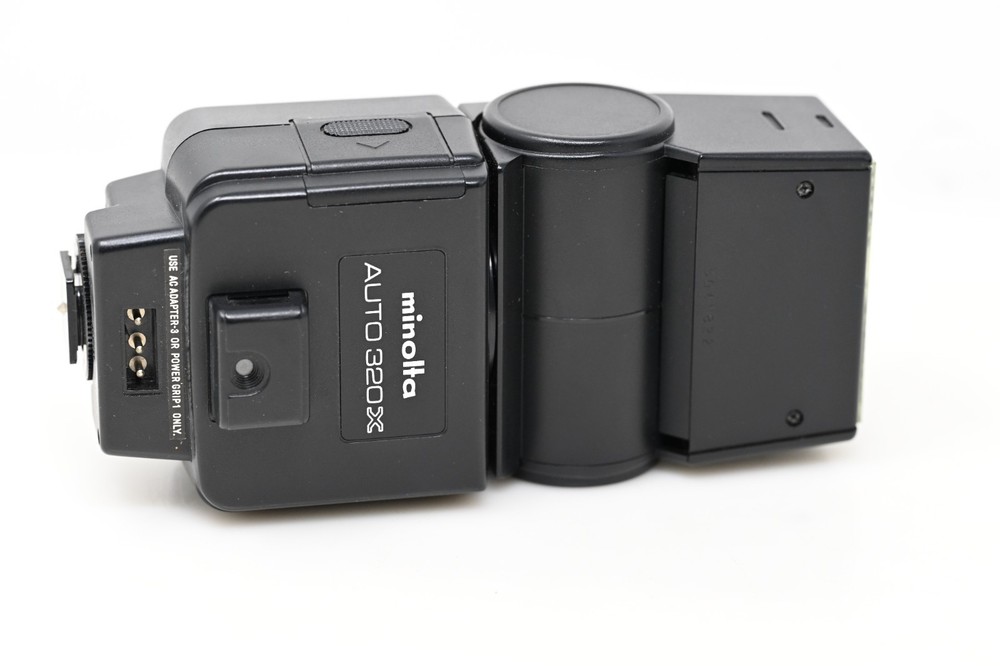 Minolta Auto 320X Flash #B138