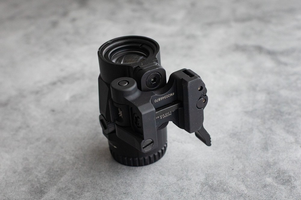 Vortex Micro 3x Magnifier w/ Quick Release Flip Mount V3XM