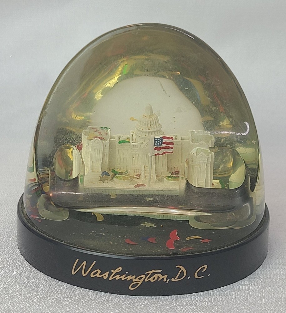 Washington D C snow globe  -   Paradies Collection