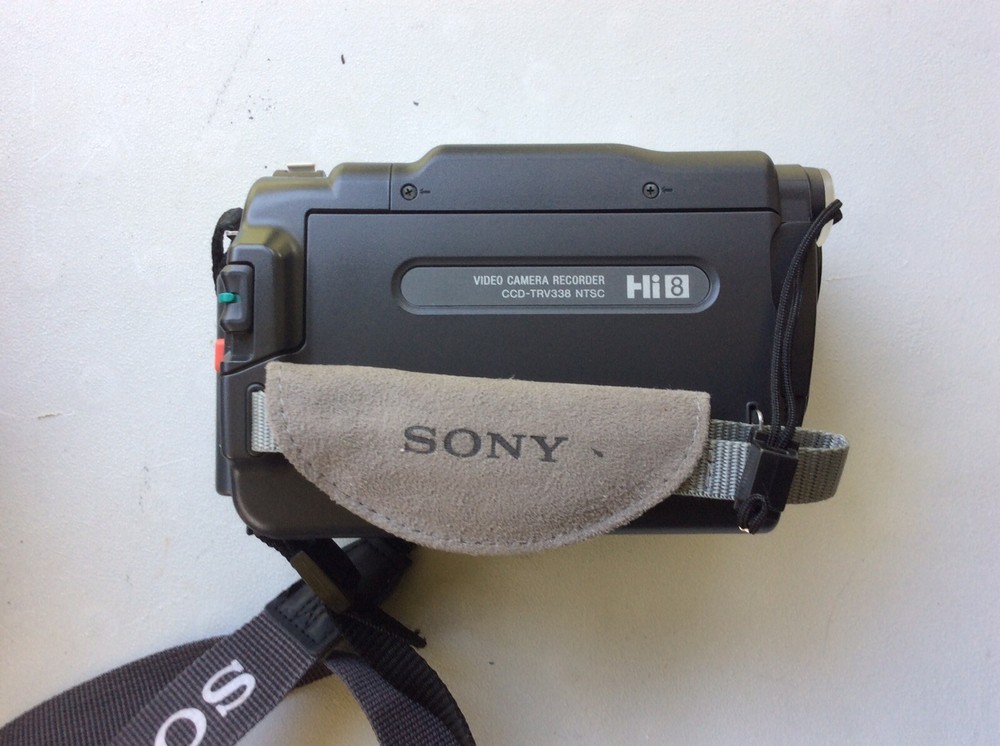 SONY TRV338 Video Camera Recorder W/ Bag