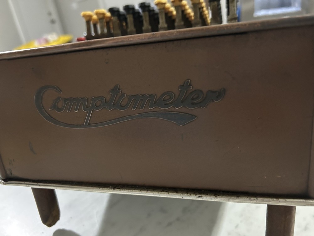 Felt & Tarrant 1920’s Comptometer Model J Working Adding Machine w/ Cover Manual