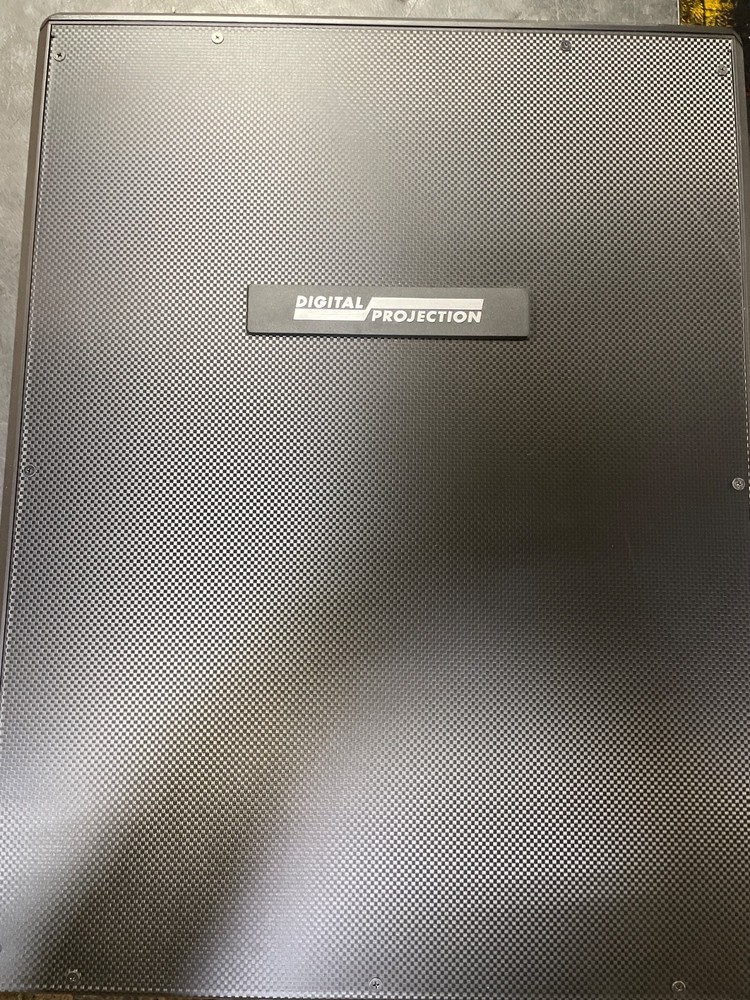 Digital Projection HIGHlite Cine 1080p 660 Projector