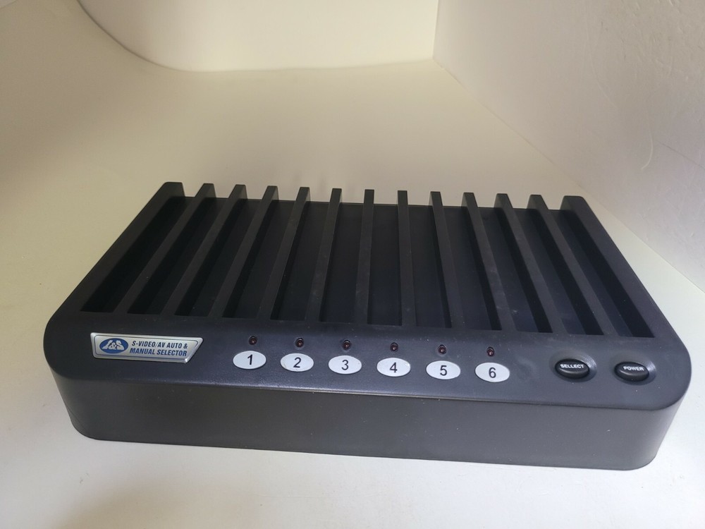 NEW AV Audio Video + S VIDEO System Console Selector 6 Input Retro Gaming Switch