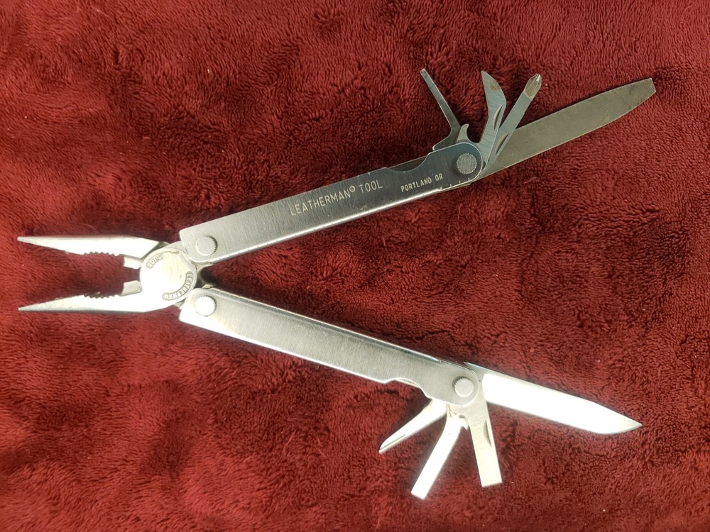 Leatherman PST Multi tool 0204 0304 Date Code s
