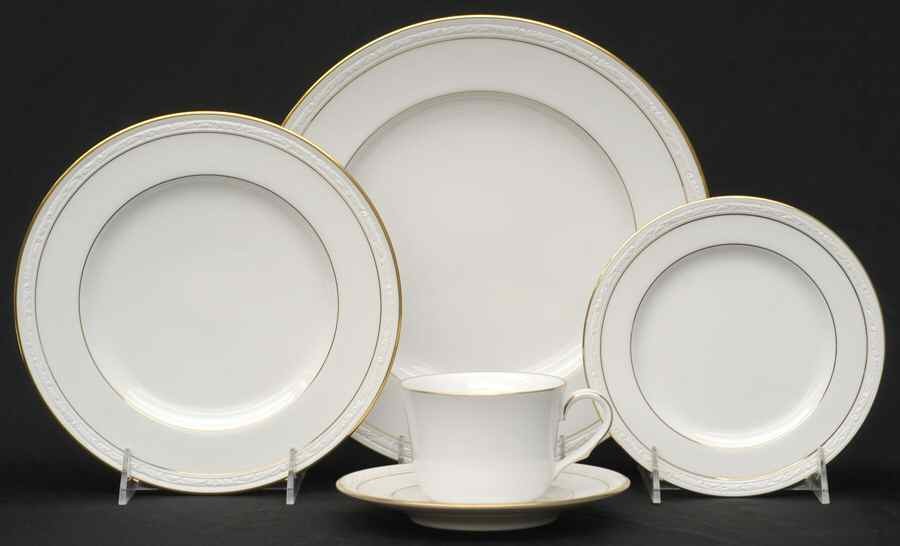 Noritake Lockleigh 5 Piece Place Setting 6054229