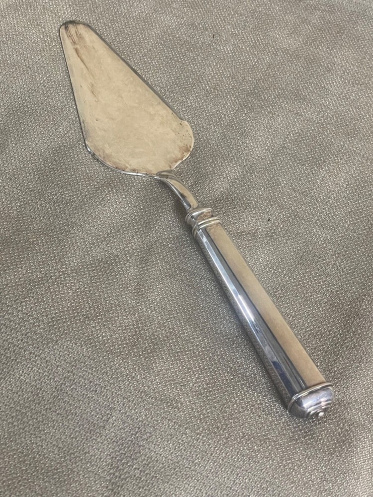 Cake Server Silver Plate possibly Christofle design please see pics 11" long