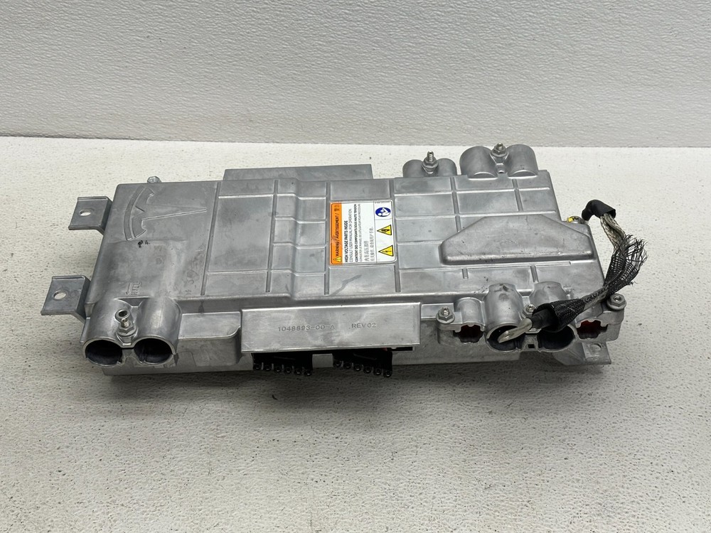 2012-2016 TESLA MODEL S REAR HIGH VOLTAGE JUNCTION BOX OEM