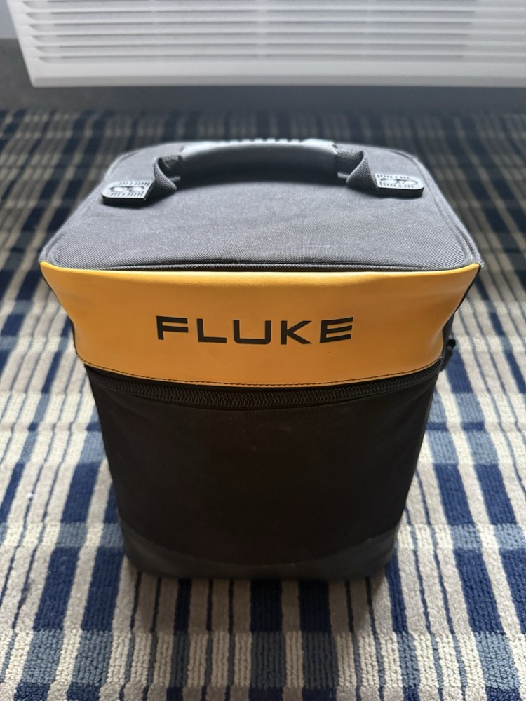 Fluke 1735 Three-Phase Power Logger w/ All Accessories