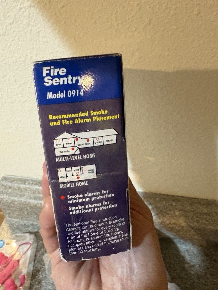 CODE ONE Smoke Alarm i9040 Micro Profile Battery Powered NEW