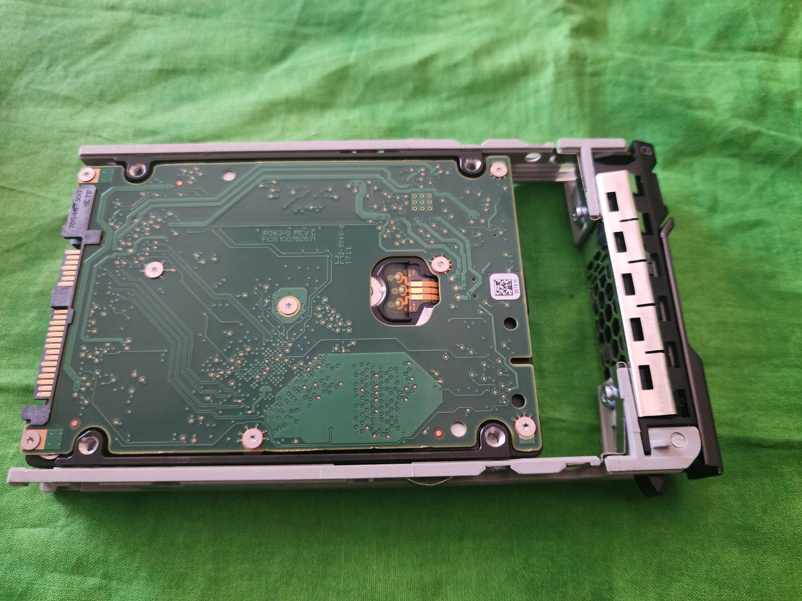 Dell 2TB 7.2K 12G 2.5" SAS HDD 0TMVN7 ST2000NX0463 TMVN7 GEN12 0NTPP3 Caddy