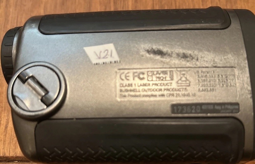 Bushnell Tour V2 Laser Rangefinder (V21)