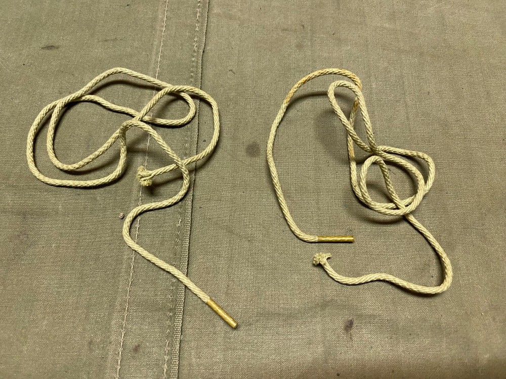 ORIGINAL WWII US NAVY MARINE SHORE PATROL COMBAT FIELD LEGGINGS LACES-PAIR