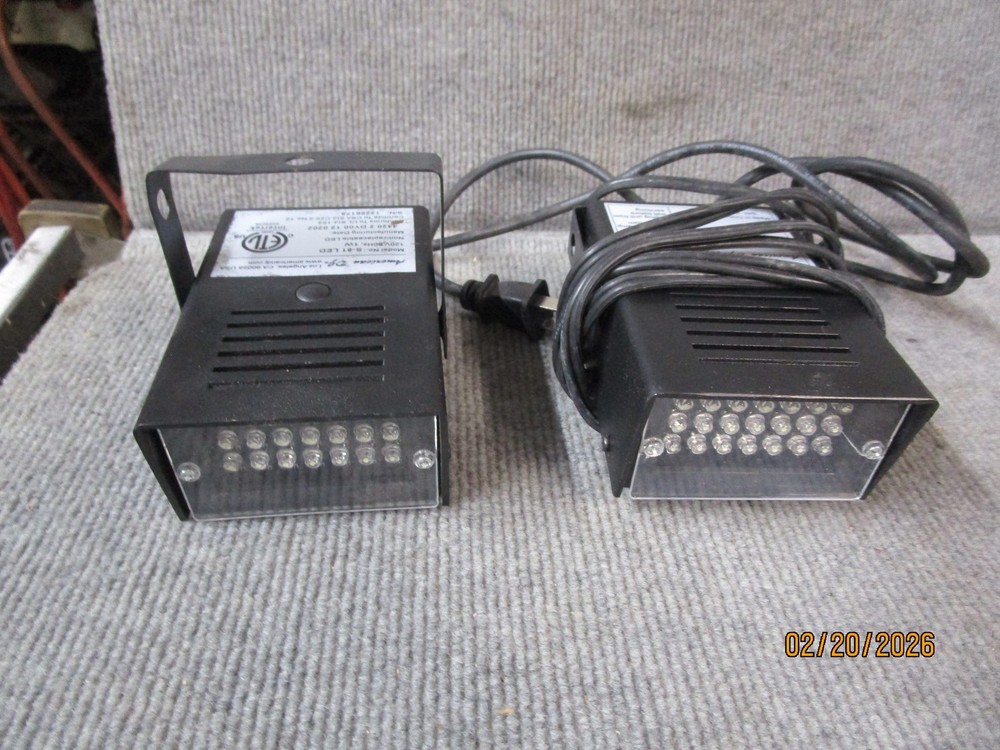 2 American DJ S-81 LED Light